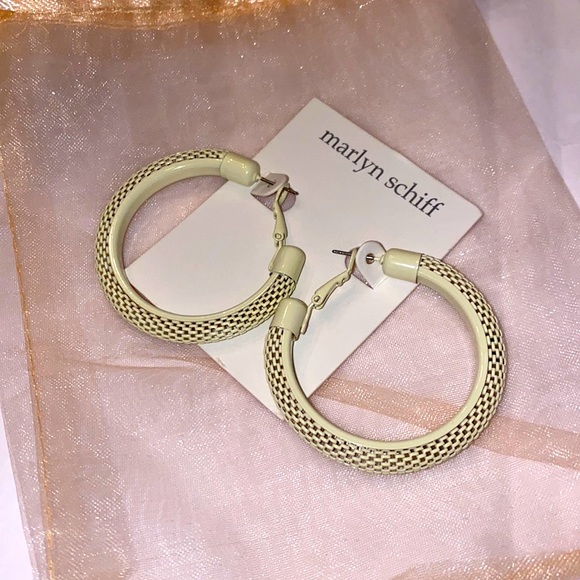 Marlyn Schiff Jewelry - Marlyn Schilf Earrings - NEW 😊